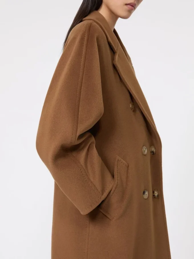 101801 Icon Coat, Tabak