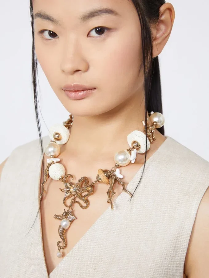 „Abissi“ Choker-Halskette aus Metall und Raffia, gold „Abissi“ Choker-Halskette aus Metall und Raffia, gold