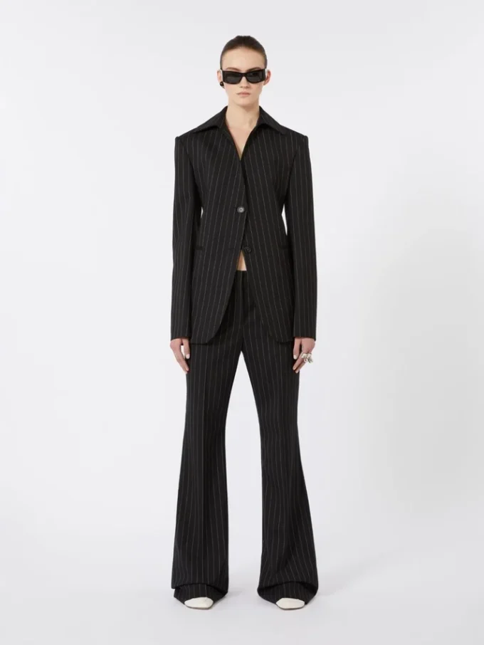 Ausgestellte Nadelstreifen-Wollhose, schwarz Ausgestellte Nadelstreifen-Wollhose, schwarz