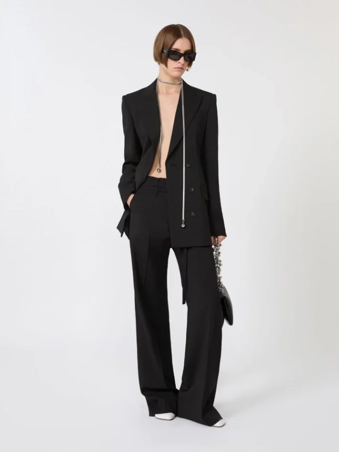 Ausgestellte Stretch-Hose aus Wollstoff, schwarz Ausgestellte Stretch-Hose aus Wollstoff, schwarz