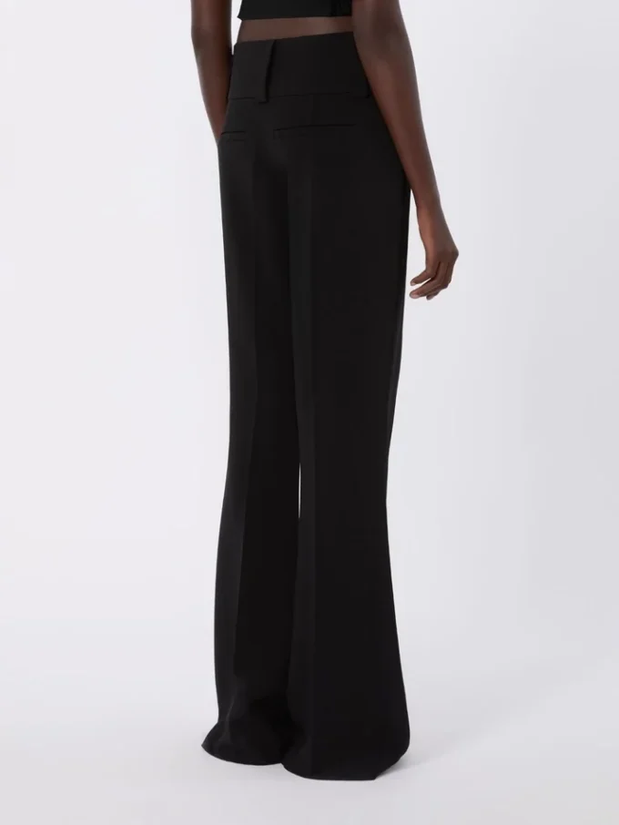 Ausgestellte Stretch-Viskosehose, schwarz Ausgestellte Stretch-Viskosehose, schwarz