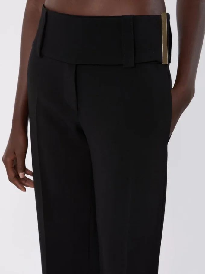 Ausgestellte Stretch-Viskosehose, schwarz Ausgestellte Stretch-Viskosehose, schwarz