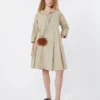 Ausgestelltes Kleid aus Baumwollpopeline, sandfarben