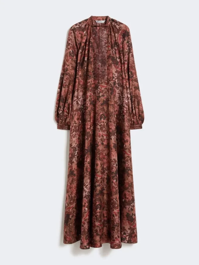 Ausgestelltes Kleid aus bedruckter Seide, bordeauxrot Ausgestelltes Kleid aus bedruckter Seide, bordeauxrot