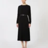Ausgestelltes Kleid aus Cady, schwarz Ausgestelltes Kleid aus Cady, schwarz