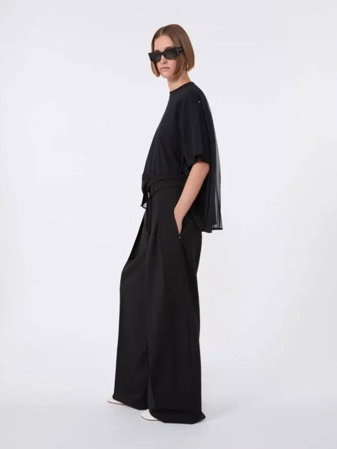 Baumwoll-T-Shirt mit plissiertem Rücken, schwarz Baumwoll-T-Shirt mit plissiertem Rücken, schwarz