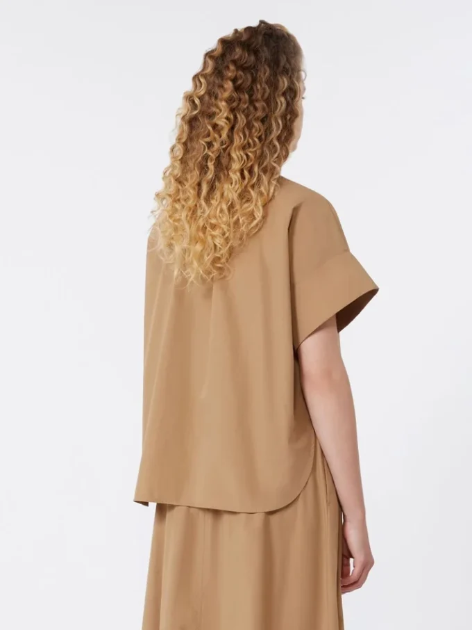 Baumwollpopeline-Shirt mit Rundhalsausschnitt, tabakfarben Baumwollpopeline-Shirt mit Rundhalsausschnitt, tabakfarben