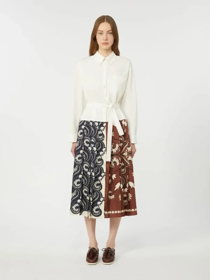 Bedrucktes Hemdkleid aus Baumwolle und Twill, weiß Bedrucktes Hemdkleid aus Baumwolle und Twill, weiß