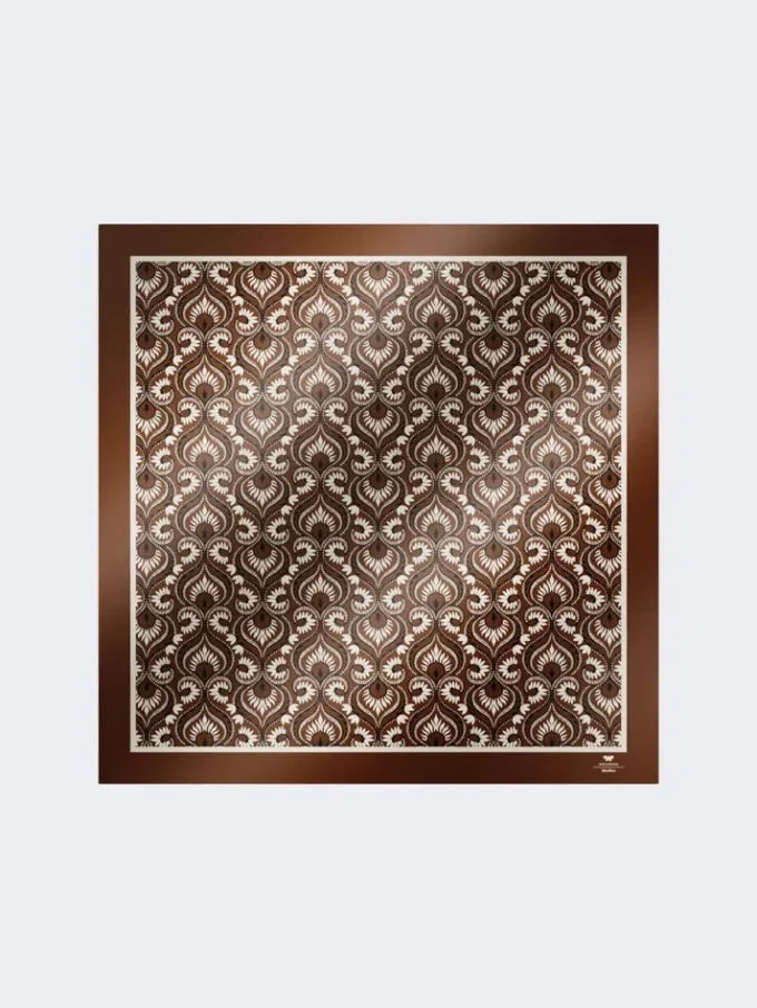 Bedrucktes quadratisches Seidenfoulard, karamellfarben Bedrucktes quadratisches Seidenfoulard, karamellfarben