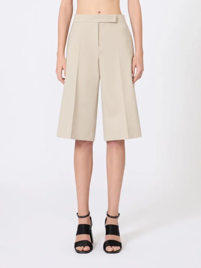 Bermudashorts aus Wolle, Mohair und Seiden-Canvas, sandfarben