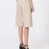 Bermudashorts aus Wolle, Mohair und Seiden-Canvas, sandfarben