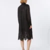 Besticktes Ramie-Gaze-Hemdkleid, schwarz Besticktes Ramie-Gaze-Hemdkleid, schwarz