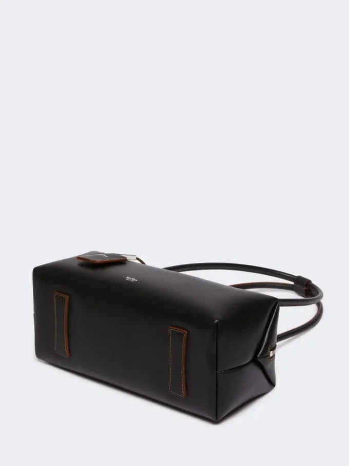 Bowler-Tasche aus Naturleder, schwarz Bowler-Tasche aus Naturleder, schwarz