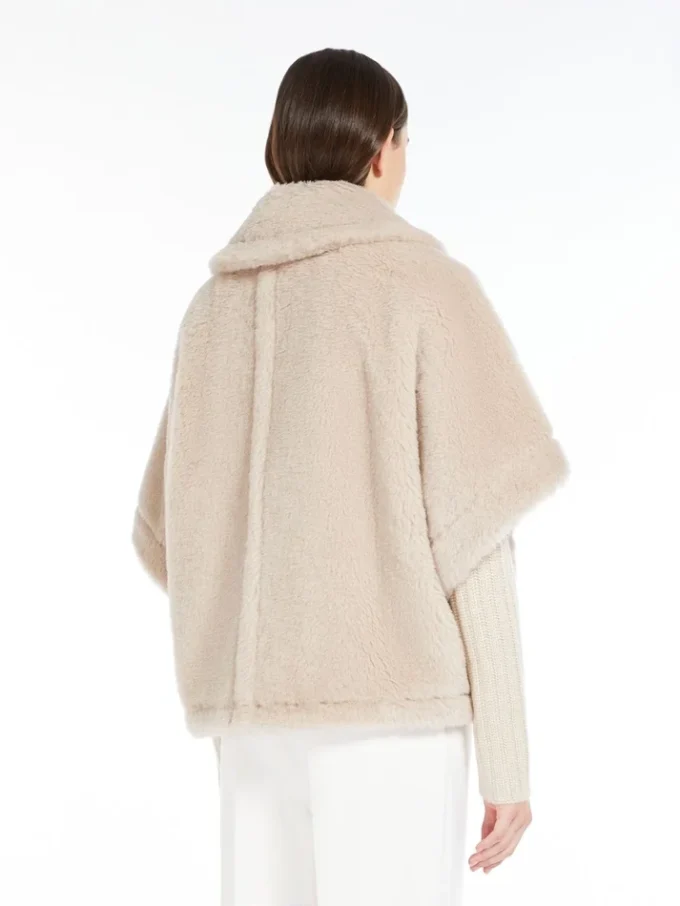 Cape aus Alpaka- und Woll-Teddy-Stoff, beige Cape aus Alpaka- und Woll-Teddy-Stoff, beige