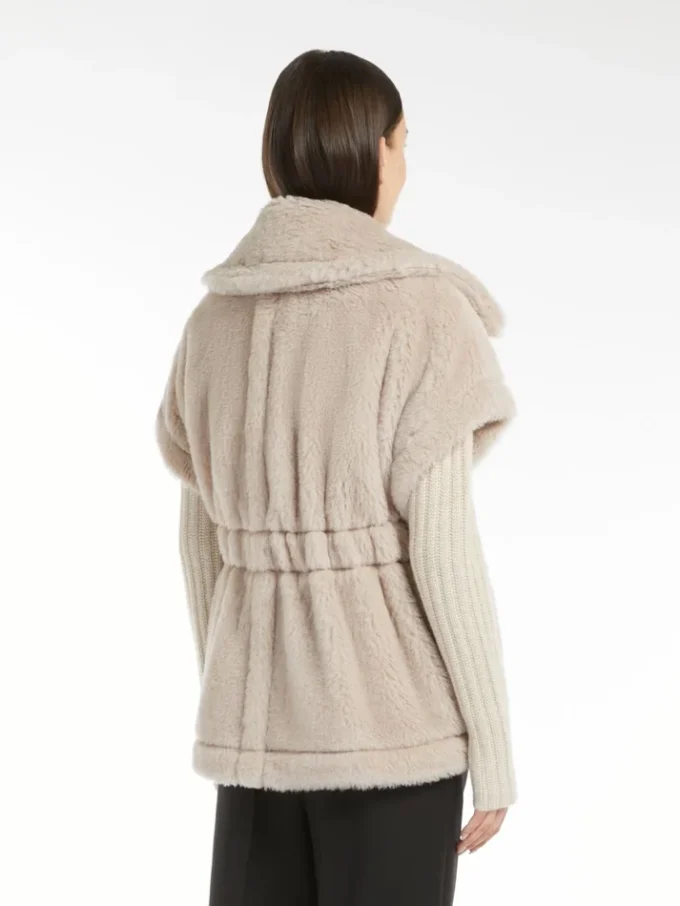 Cape aus Alpaka- und Woll-Teddy-Stoff, beige