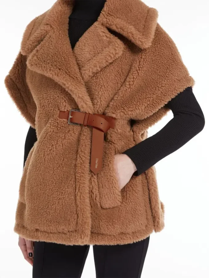 Cape aus Teddy-Stoff, kamelfarben Cape aus Teddy-Stoff, kamelfarben