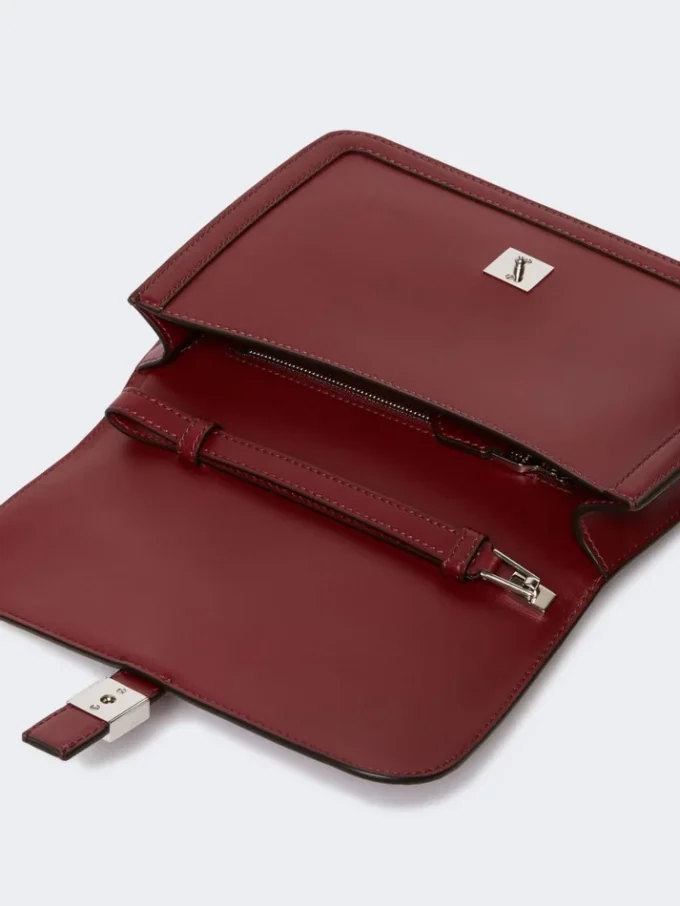 Clutch aus Glattleder, bordeauxrot Clutch aus Glattleder, bordeauxrot