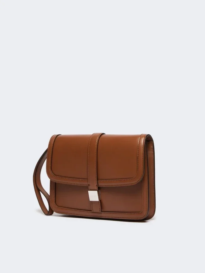Clutch aus Glattleder, tabakfarben Clutch aus Glattleder, tabakfarben
