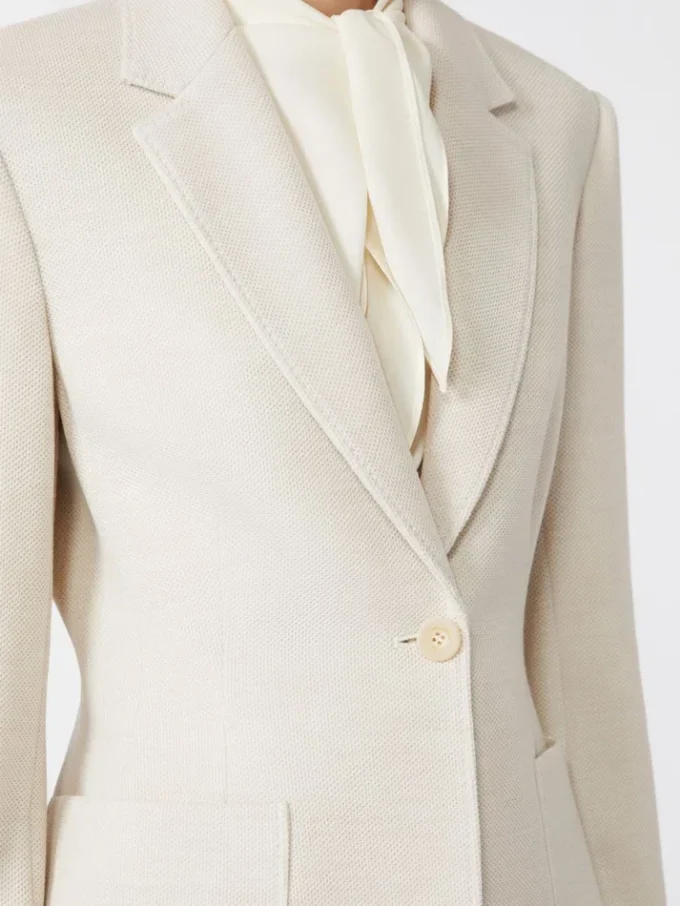 Einreihiger Blazer aus Piqua-Jersey, elfenbeinfarben Einreihiger Blazer aus Piqua-Jersey, elfenbeinfarben