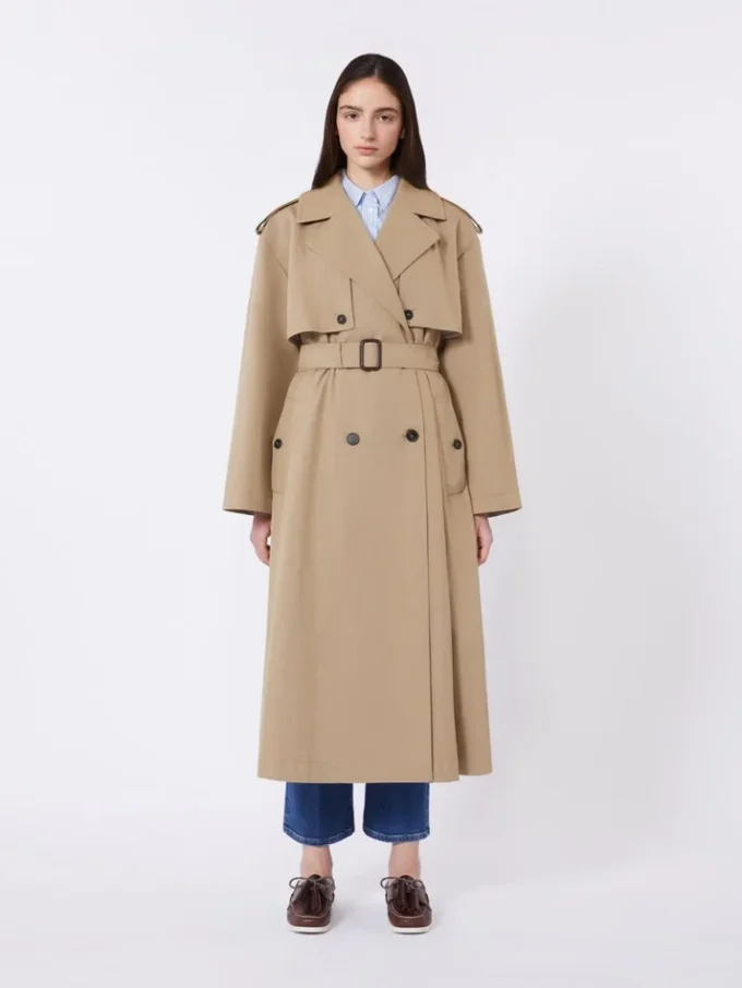 Fließender Trenchcoat aus Baumwolle und Nylon, haselnussbraun Fließender Trenchcoat aus Baumwolle und Nylon, haselnussbraun