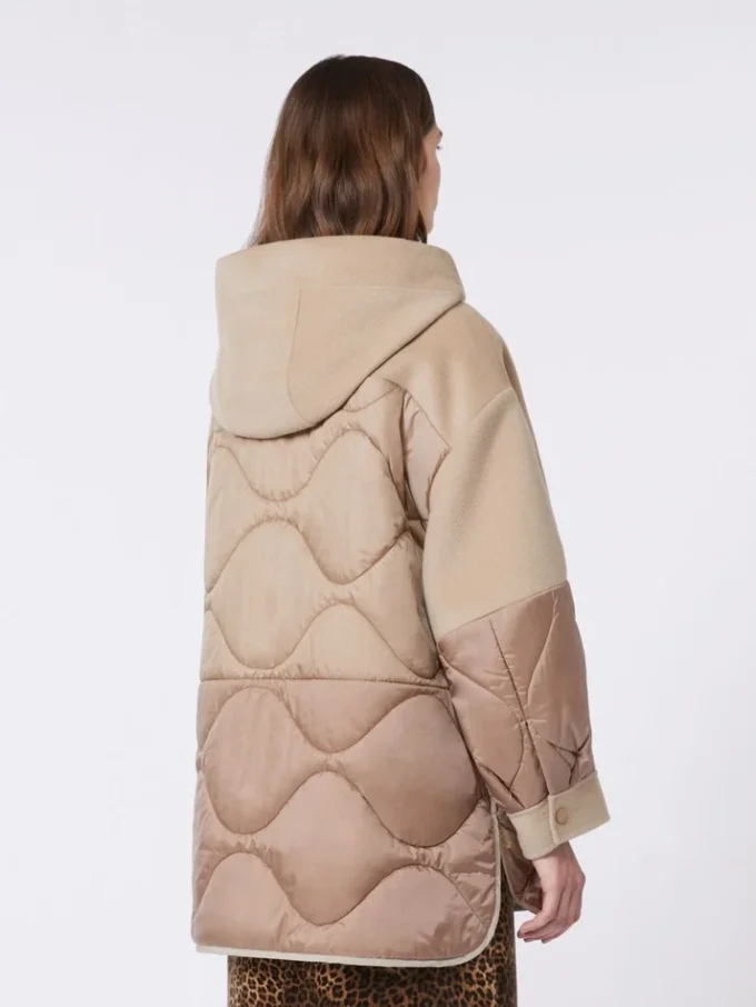 Gefütterter Mantel aus beidseitig tragbarer Wolle und Nylon, Farbe Camel Gefütterter Mantel aus beidseitig tragbarer Wolle und Nylon, Farbe Camel