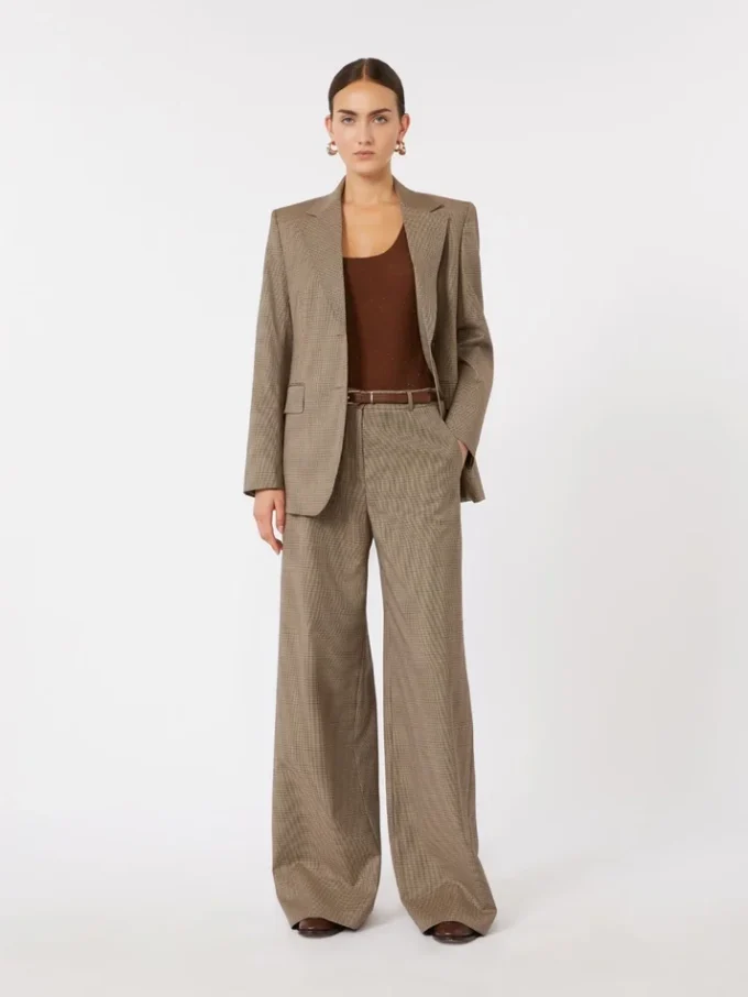 Gemusterter Blazer aus Wolltwill, karamellfarben