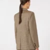 Gemusterter Blazer aus Wolltwill, karamellfarben