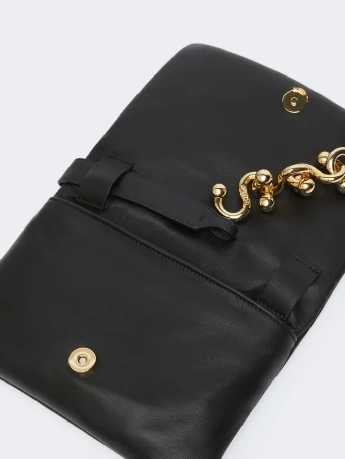 Gepolsterte Mini-Soffy-Tasche aus Nappaleder, schwarz Gepolsterte Mini-Soffy-Tasche aus Nappaleder, schwarz