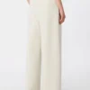 Gerade geschnittene Hose aus Scuba-Jersey, beige Gerade geschnittene Hose aus Scuba-Jersey, beige