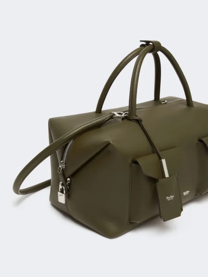 Große Boston-Tasche aus Leder mit Taschen, dunkelbraun