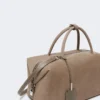 Große Boston-Tasche aus Nubukleder, taubengrau Große Boston-Tasche aus Nubukleder, taubengrau