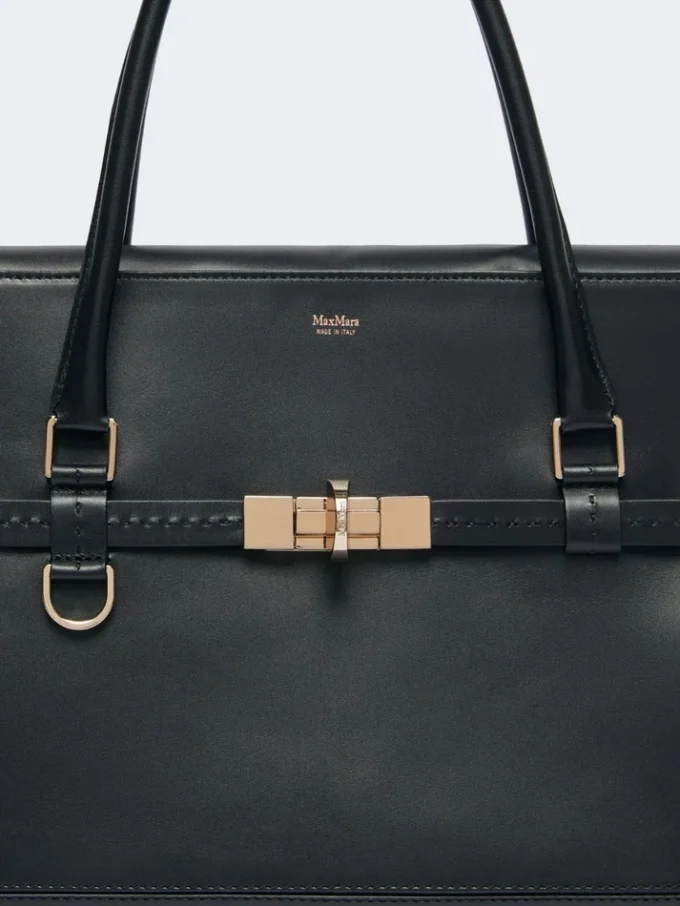 Handtasche aus Naturleder, schwarz Handtasche aus Naturleder, schwarz