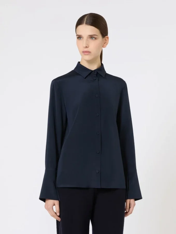 Hemd aus Seiden-Crêpe de Chine, ultramarinblau Hemd aus Seiden-Crêpe de Chine, ultramarinblau