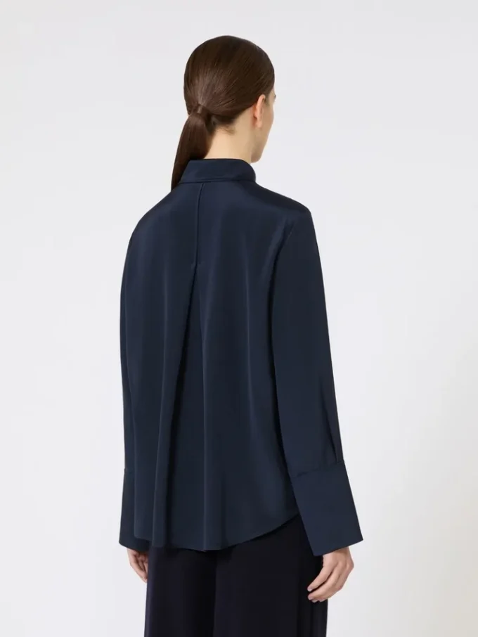 Hemd aus Seiden-Crêpe de Chine, ultramarinblau Hemd aus Seiden-Crêpe de Chine, ultramarinblau
