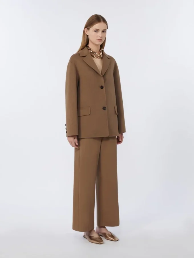 Einreihige Wolle-Jacke aus doppelseitigem Stoff, kamelfarben Einreihige Wolle-Jacke aus doppelseitigem Stoff, kamelfarben