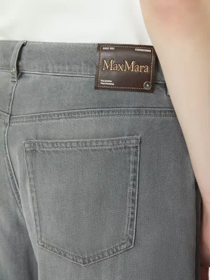 Jeans aus Denim mit Barrel-Leg-Schnitt, mittelgrau Jeans aus Denim mit Barrel-Leg-Schnitt, mittelgrau