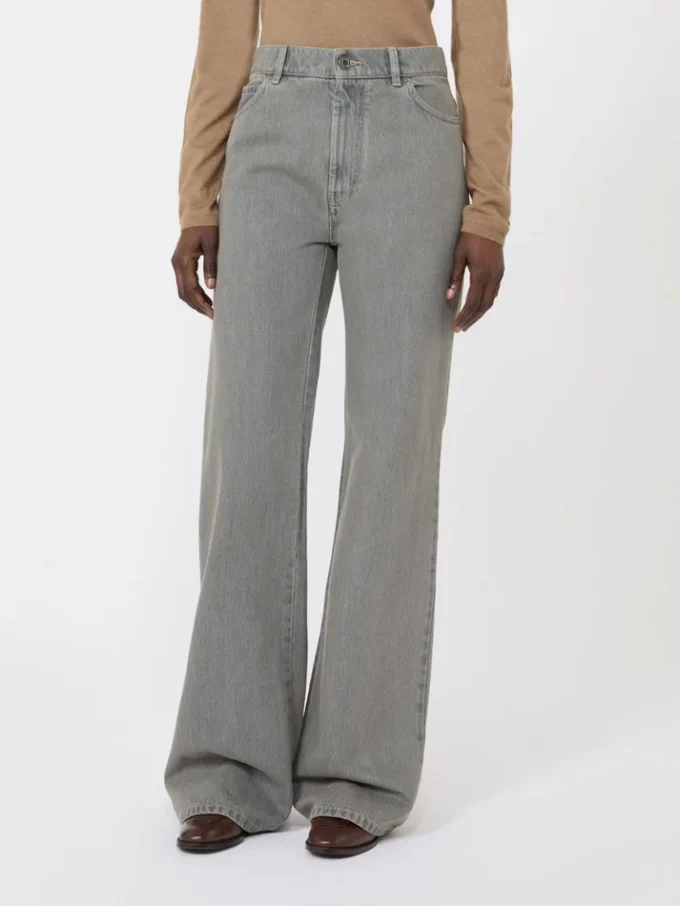 Jeanshose mit geradem Schnitt, schwarz Jeanshose mit geradem Schnitt, schwarz