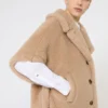 Kape aus Teddy-Stoff aus Alpaka und Kaschmir in boxiger Passform, beige Kape aus Teddy-Stoff aus Alpaka und Kaschmir in boxiger Passform, beige