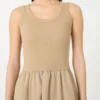Kleid aus Funktionsstoff und Baumwolle, haselnussbraun Kleid aus Funktionsstoff und Baumwolle, haselnussbraun
