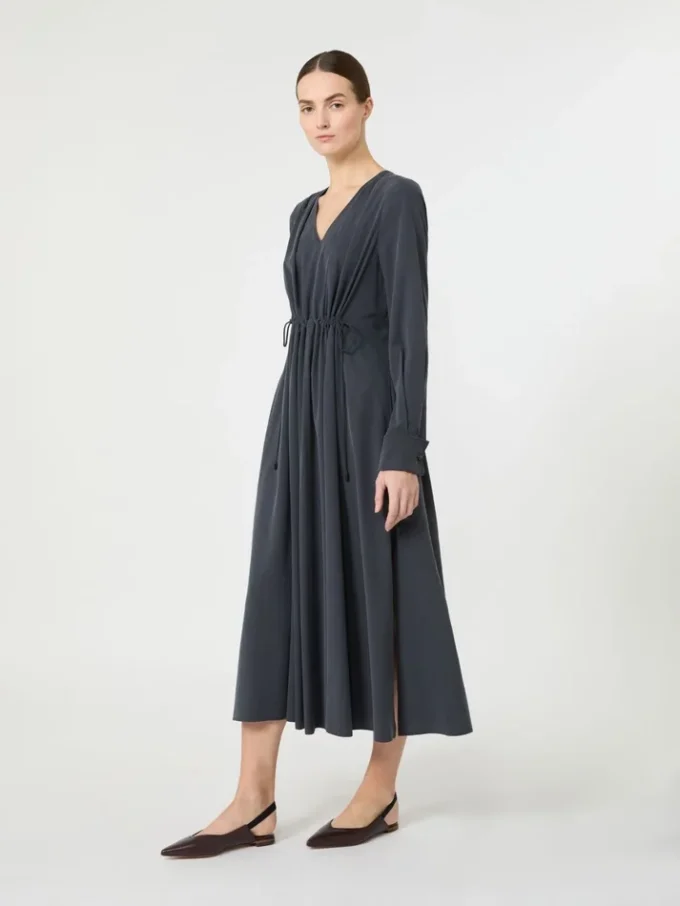 Kleid aus gewaschener Seiden-Canvas, ultramarinblau Kleid aus gewaschener Seiden-Canvas, ultramarinblau