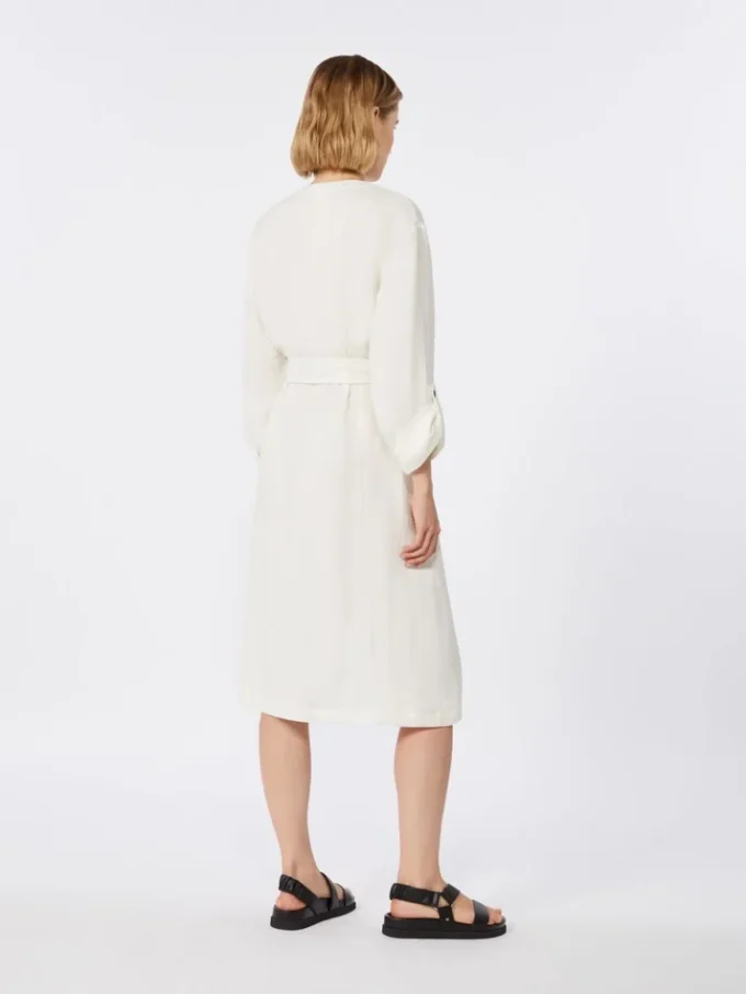 Kleid aus verblasstem Leinen, naturfarben Kleid aus verblasstem Leinen, naturfarben