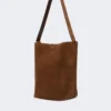 Kleine Archetipo-Tasche aus Spaltleder, dunkelbraun