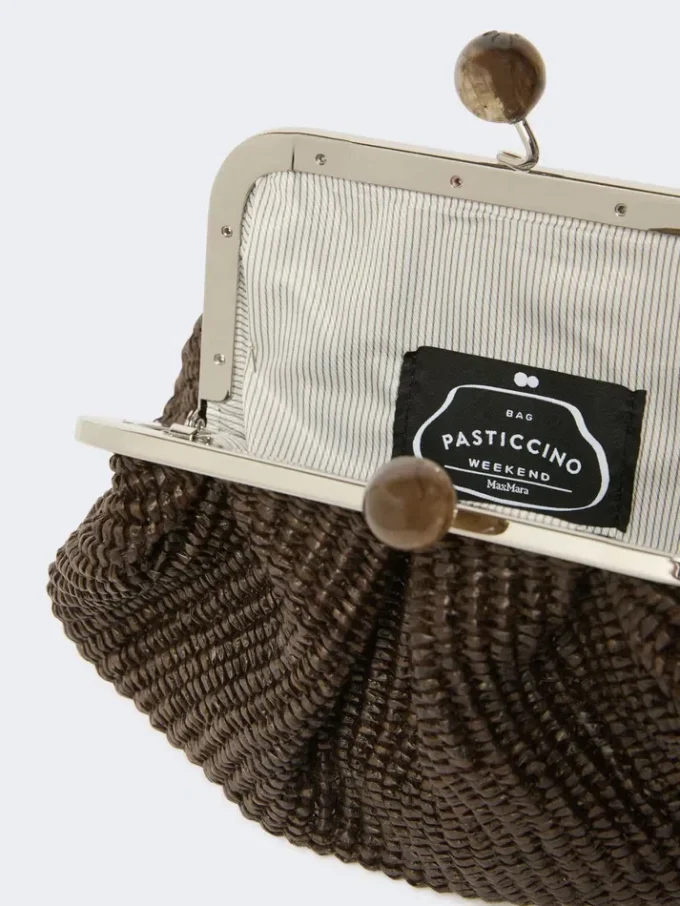Kleine Pasticcino-Tasche in Raffia-Optik, dunkelbraun Kleine Pasticcino-Tasche in Raffia-Optik, dunkelbraun