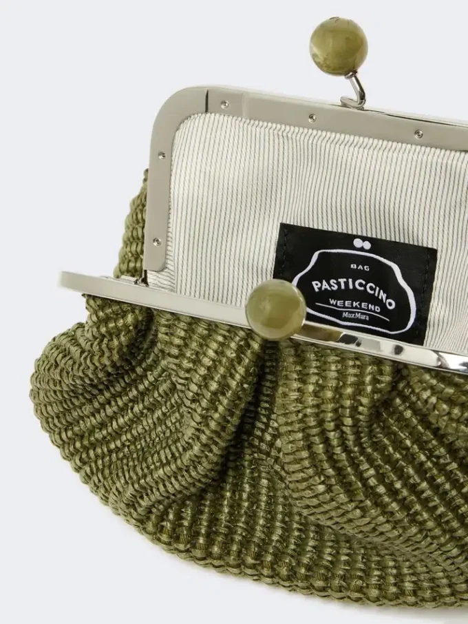 Kleine Pasticcino-Tasche in Raffia-Optik, salbeigrün Kleine Pasticcino-Tasche in Raffia-Optik, salbeigrün
