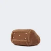 Kleine Tasche aus Teddy-Stoff in Marineblau, Camel Kleine Tasche aus Teddy-Stoff in Marineblau, Camel