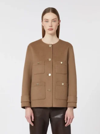Kurze Jacke aus Woll-Broadcloth, kamelfarben