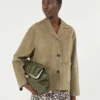 Kurze Wildlederjacke, schlammfarben