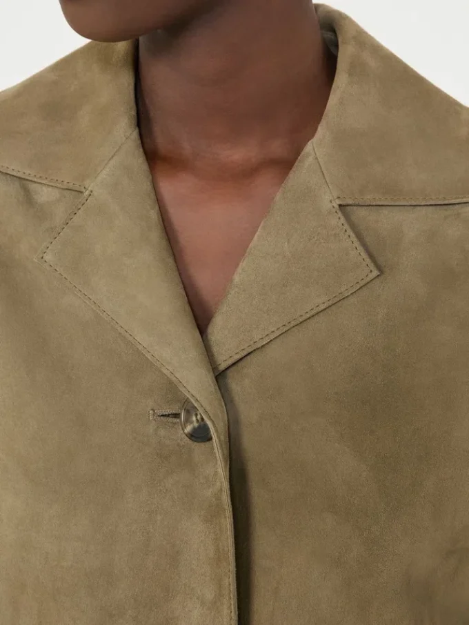 Kurze Wildlederjacke, schlammfarben