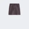 Kurzer Lederrock, bordeauxrot Kurzer Lederrock, bordeauxrot