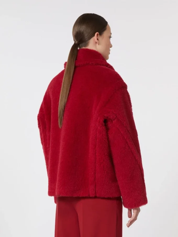 Kurzer Teddy-Mantel aus Alpaka und Wolle, rot